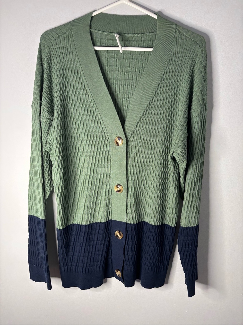 Paper Label “Rohan” Colorblock Green and Navy Button-Front Cardigan - Picture 2 of 4